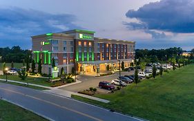Holiday Inn Murfreesboro Tn